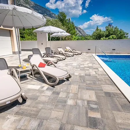 Villa Laura Makarska Exterior photo