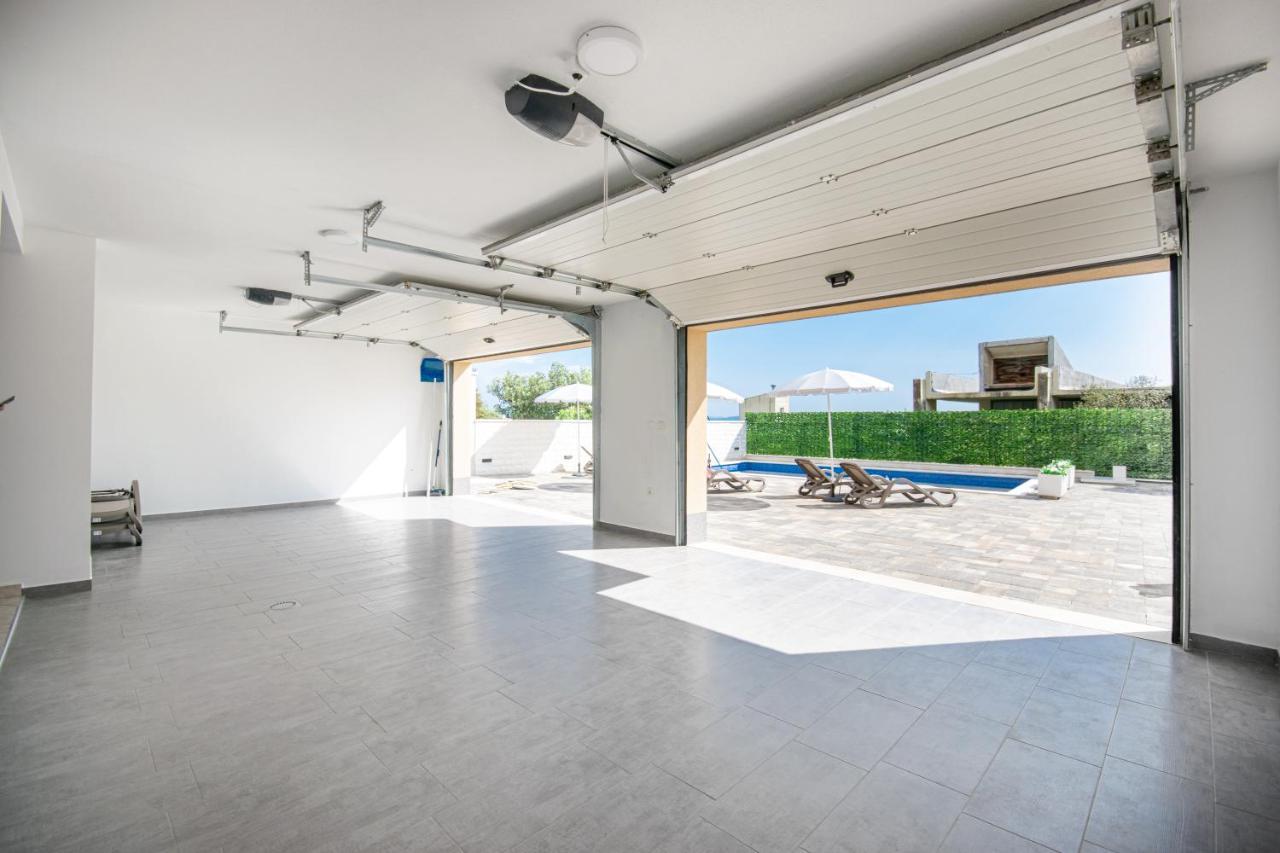Laura Apartment Makarska